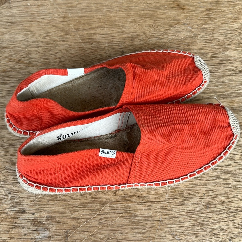 The Original Espadrille , Coral Soludos Sz 8-8.5